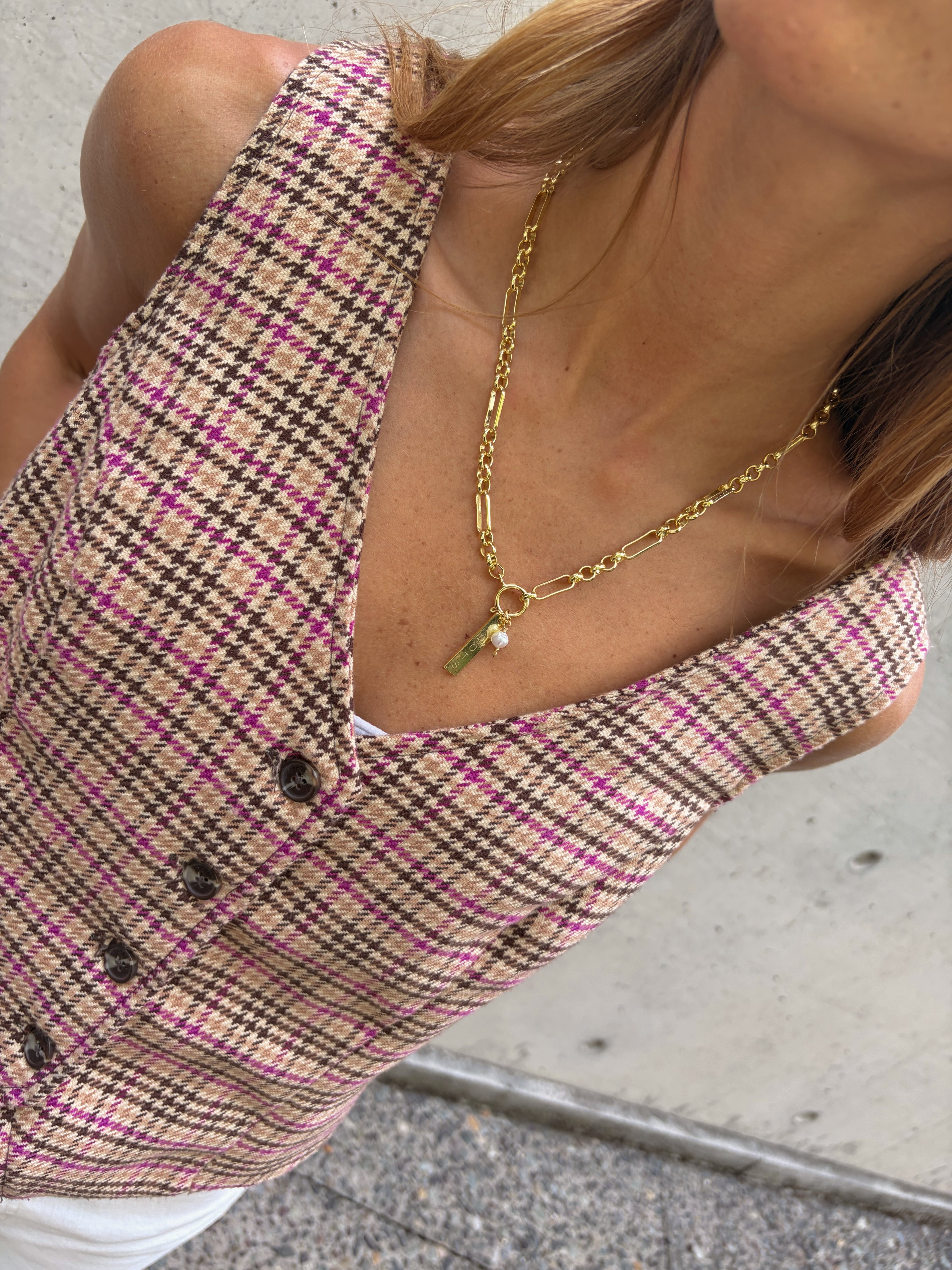 Collar roots y perla