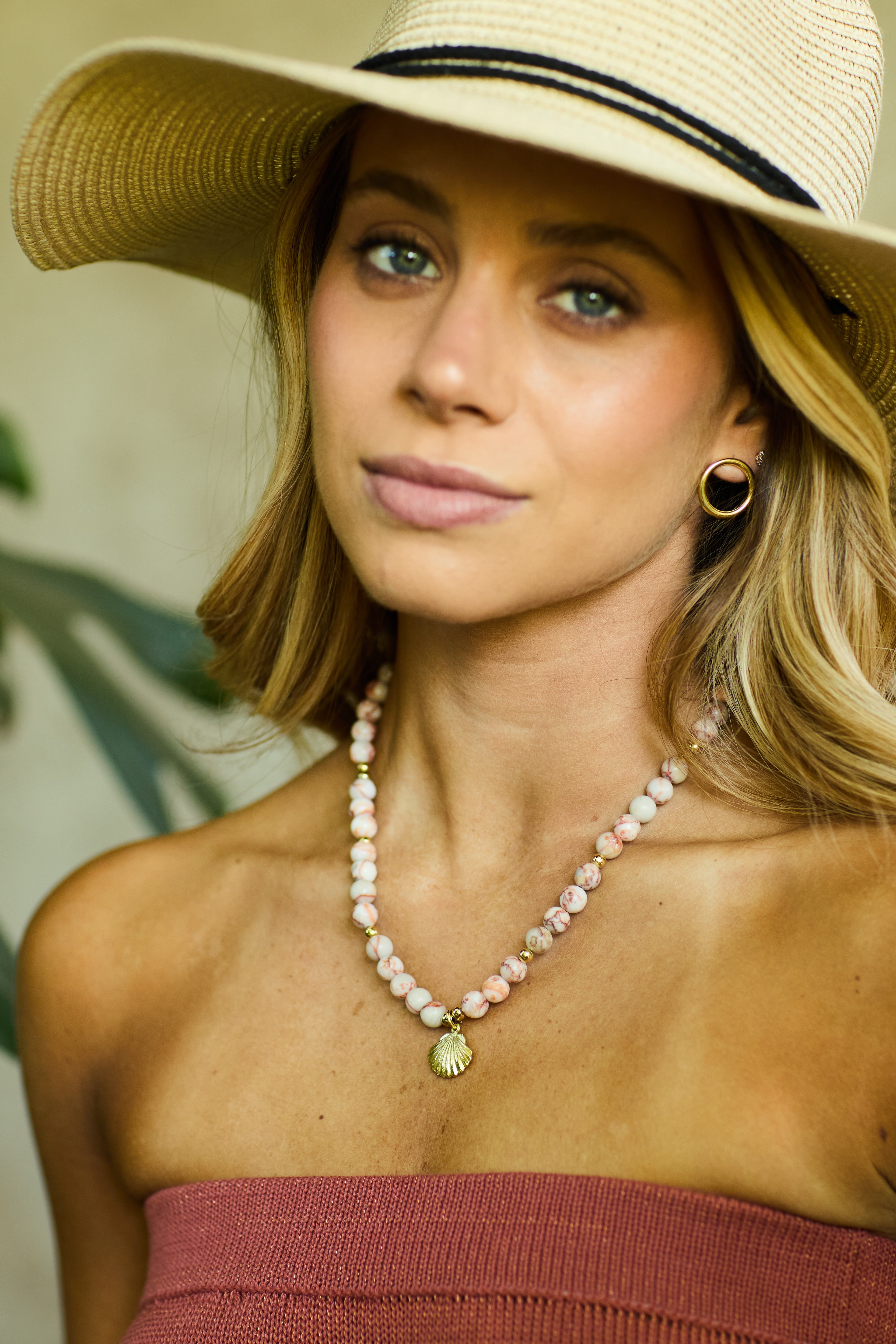 Collar Shell